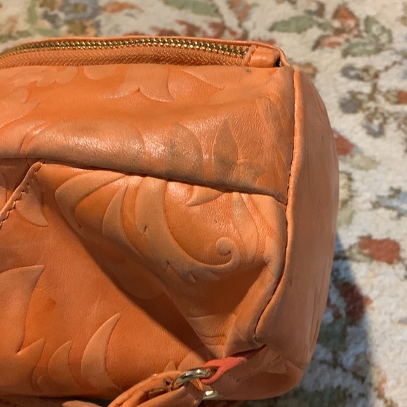 Valentina Sling Purse - Picture 8 of 9